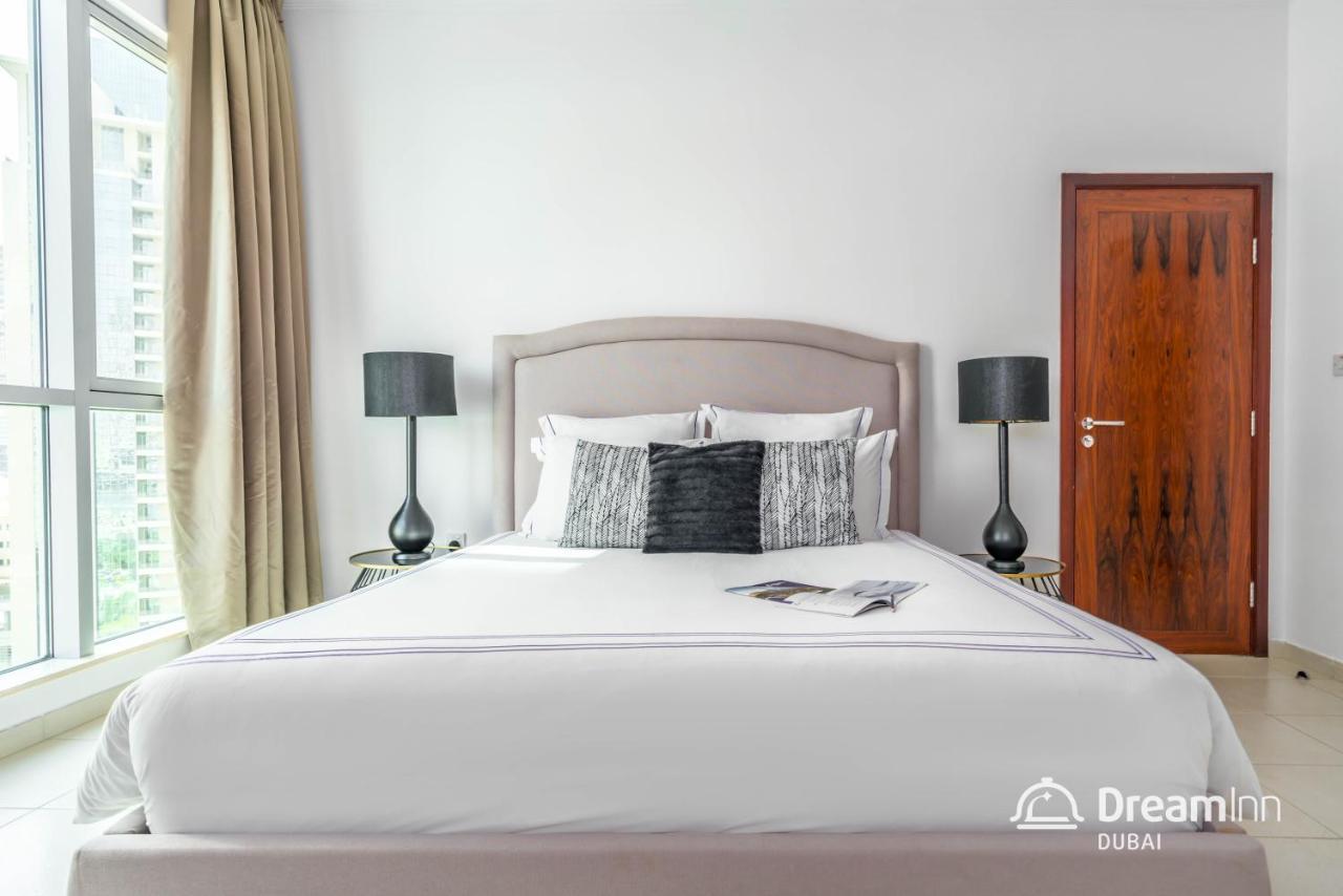 Dream Inn Apartments - Burj Residences Burj Khalifa View Dubai Bagian luar foto